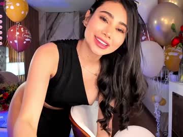 girl
        abie_owen cam image #1241813