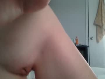 couple
        rogg_and_jess cam image #2130581