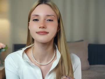 girl
        brimladamos cam image #6541234