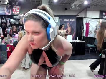 girl
        honeyhasbuns cam image #4485728