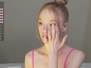 girl
        cute_shine cam image #3806350