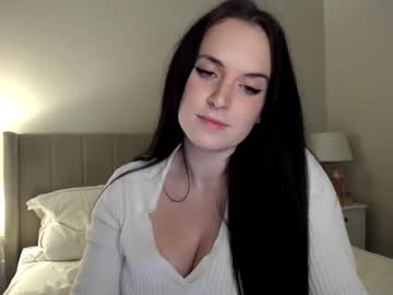 girl
        skylamayx cam image #651266