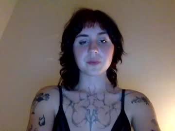 girl
        hazebabe99 cam image #280372