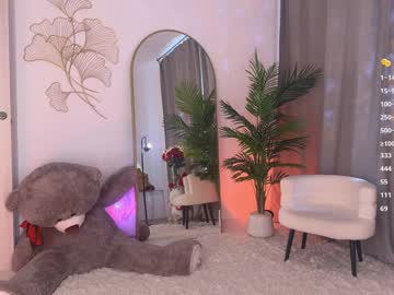 girl
        blush_mikki cam image #6890656