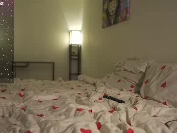 couple
        hotchillylovers cam image #6727551