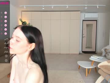 girl
        oki_dokie cam image #1711112