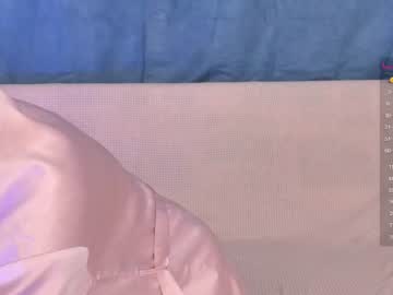 girl
        ritaschneider cam image #1349554