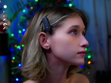 girl
        taitehambelton cam image #5767584