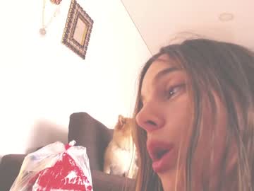 couple
        kendalltyler cam image #4348358