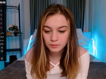 couple Nude Cam Girls Playing Games with amelia_clarkk