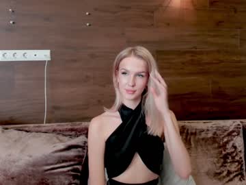 girl
        marieblackwell cam image #1660095