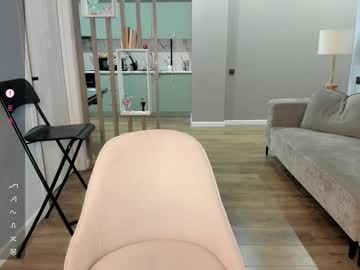 girl
        pompumii cam image #6775600