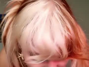 girl
        jenniferwhoreance cam image #6569451