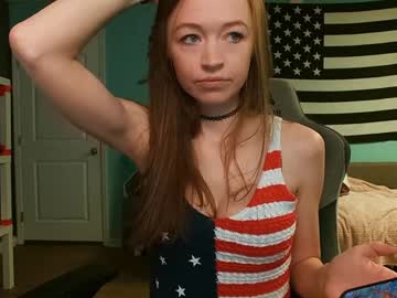 girl
        anabelleleigh cam image #6877439