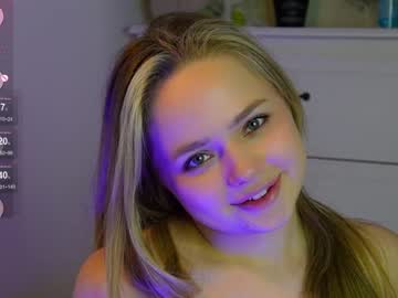 girl
        molly__meow cam image #4256812