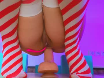 girl
        anissaa__ cam image #3068433