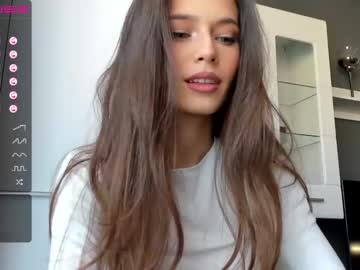 girl
        isia_slay cam image #323996