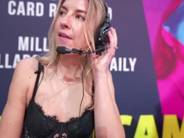 couple
        blondefoxsilverfox cam image #3330929