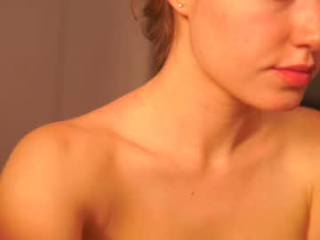 girl
        _taylor_swift cam image #5247919