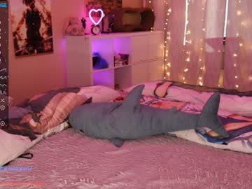 girl
        yourcutewaifu cam image #985141