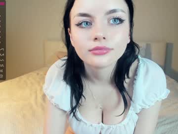 girl
        cute_caprice cam image #1865576