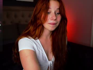 girl
        alice_russel cam image #4592555
