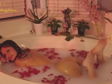 girl
        _stella_rose_ cam image #6141089