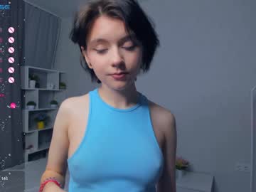 girl
        darellebodge cam image #3417091