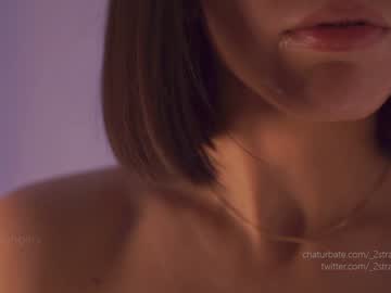 girl
        _2strangers cam image #206520