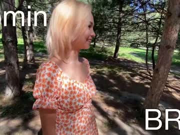 girl
        karinalin18 cam image #2184529