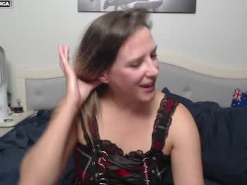girl
        bluexstacey cam image #4390345