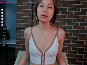 girl
        karengordons cam image #1208335