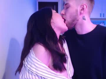 couple
        burgun_de_flander cam image #172747