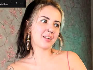 girl
        elliy_coy cam image #620953