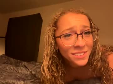 girl
        cherryvux cam image #1610636