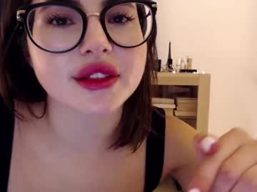 girl
        playnofuckinggames cam image #1708165