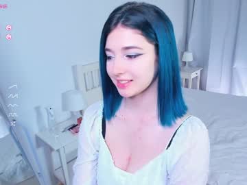 girl
        your_desssert cam image #2679336