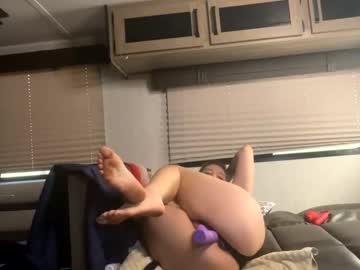 girl
        maplemorningstar cam image #1245863