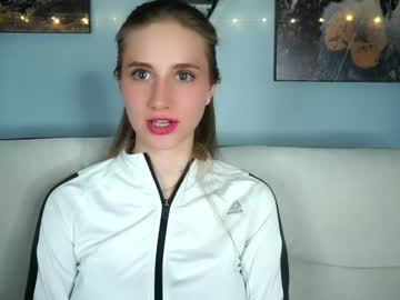 girl
        shewell cam image #6424340