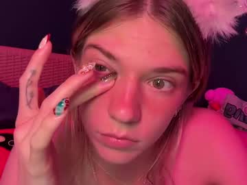 girl
        oliviahansleyy cam image #6552390