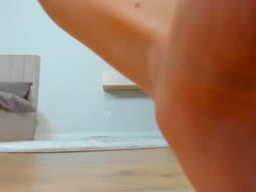 girl
        mimi_jeny cam image #3941813