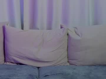 couple
        honey_bunny_96 cam image #6899706