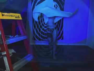 girl
        salemhex cam image #1902238