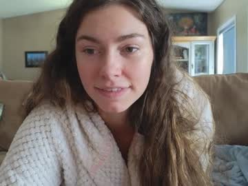 girl
        chroniclove cam image #4952925