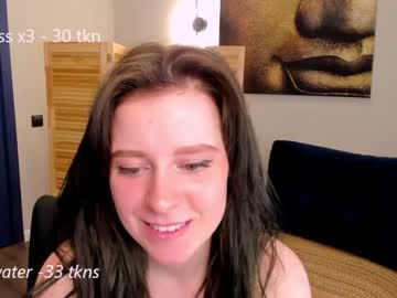 girl
        rosie_blush cam image #1124594