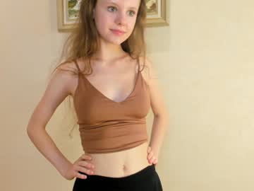 girl
        maryrogersa cam image #2249090