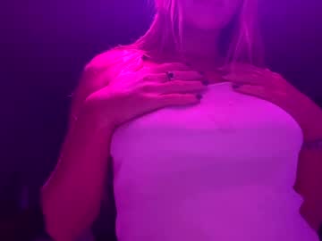 girl
        verycherryxx cam image #4475031