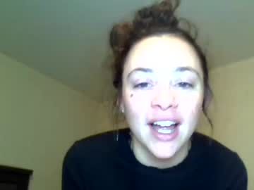 girl
        brerands cam image #1500514