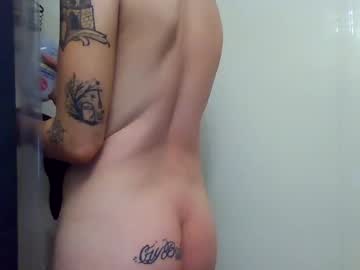 girl
        your_fav1 cam image #6836588