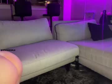 girl
        gamerrrgirl cam image #4019732